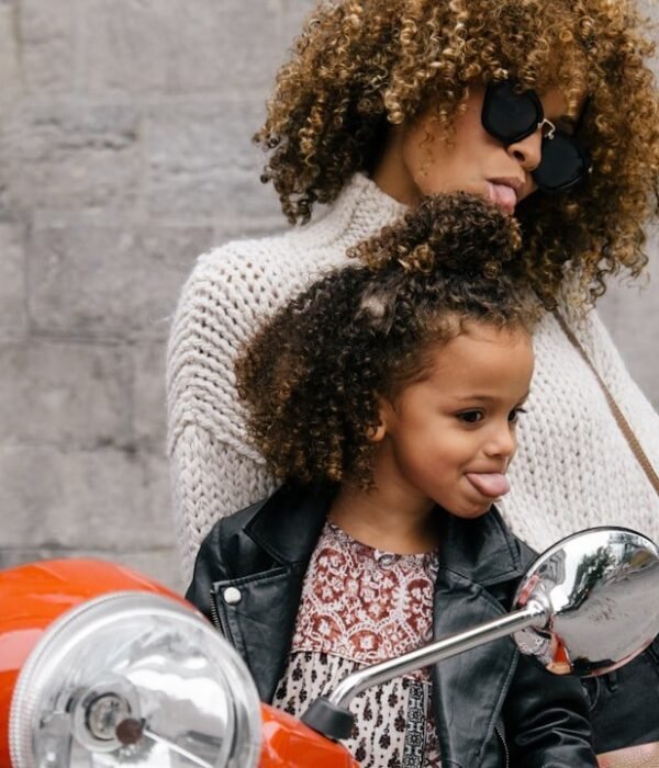 Photo Overprotective parent